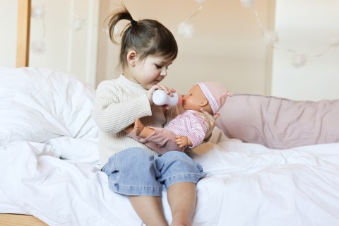 Duża lalka Sara 40cm bobas który je i robi siusiu, zabawka Lillan & Friends