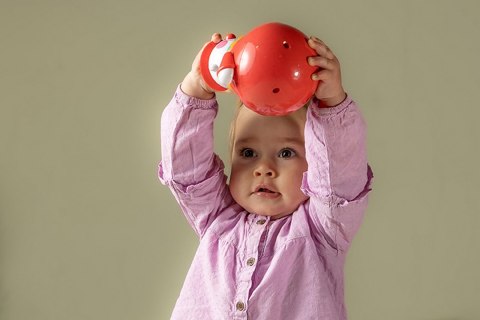 Clown Roly Poly z dzwoneczkiem TOLO BIO 6 m-cy+
