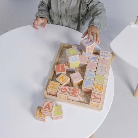Drewniane klocki ABC zabawka edukacyjna dla dzieci, nauka liter, Le Toy Van